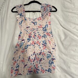 Cream Ruffled Fitted Blouse